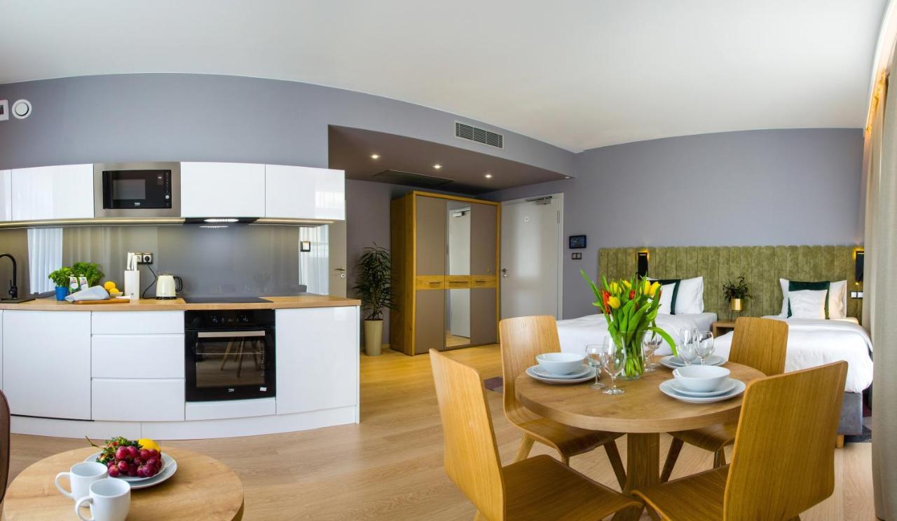 Verde Apartments Centrum Klimatyzacja كوزتسالين المظهر الخارجي الصورة